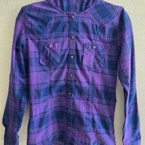 Mountain Hardware Tech Flannel hooded shirt, size 4